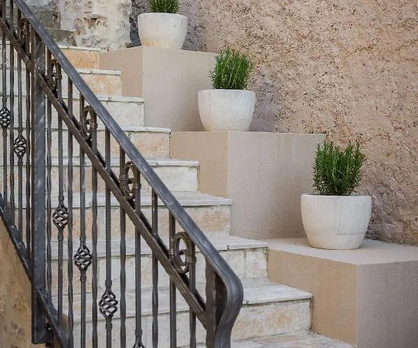 ヴィラ Kameni Dvori *