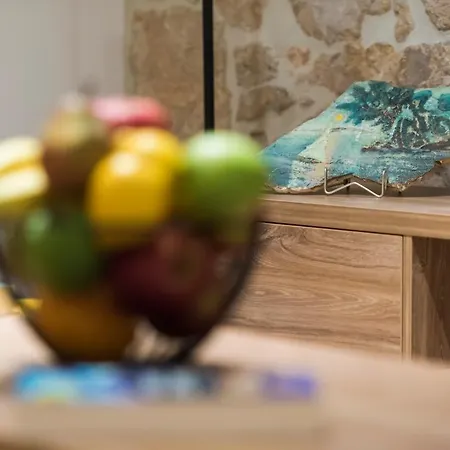 Kameni Dvori Sveti Filip i Jakov