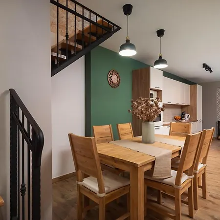 Kameni Dvori Sveti Filip i Jakov