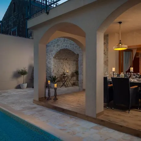Kameni Dvori Villa Sveti Filip i Jakov