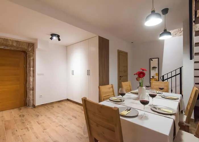 Villa Kameni Dvori Sveti Filip i Jakov